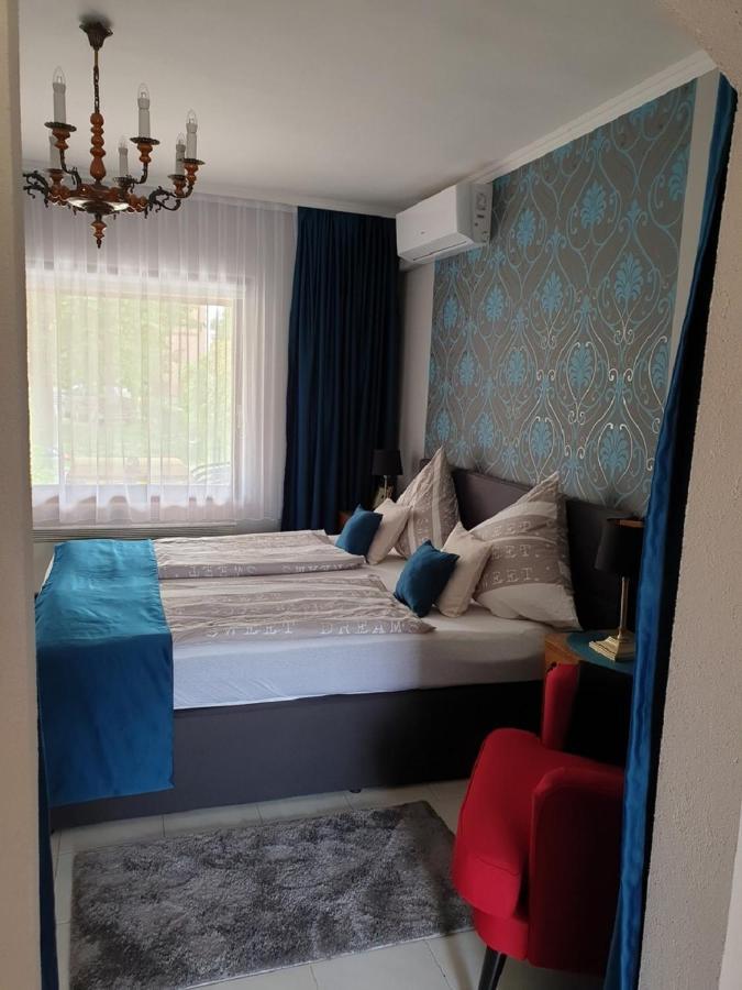 Titi Classic & Trendy Apartman Bük エクステリア 写真